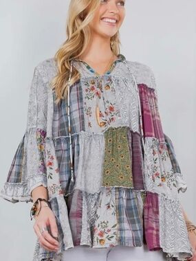 Young Threads Patchwork Tiered Peasant Tunic - Gray Multi. NWOT Size Medium